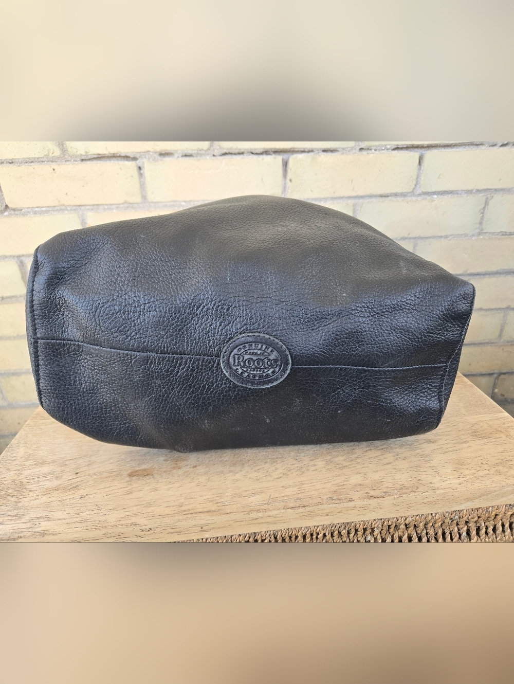 Roots Leather Tote - Picture 4 of 11